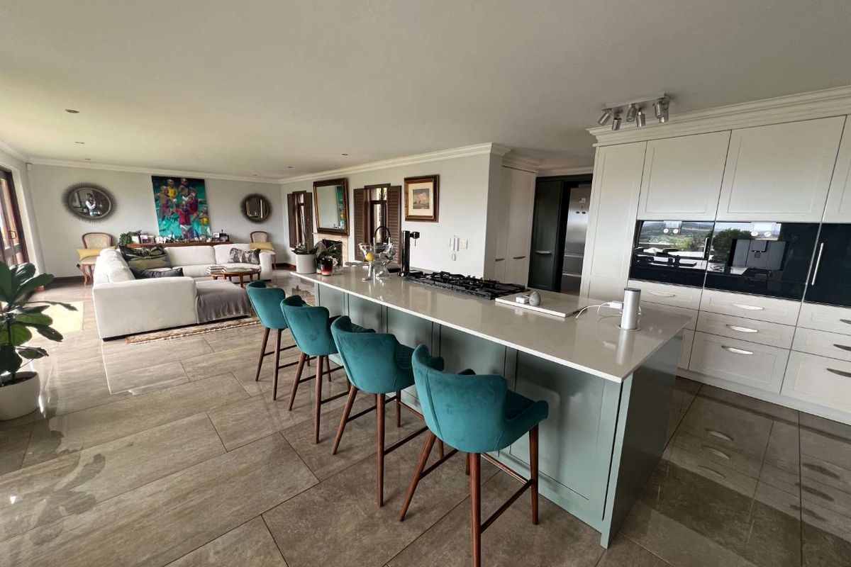 MAGNIFICENT LUXURY PROPERTY FOR RENT - Photo 5