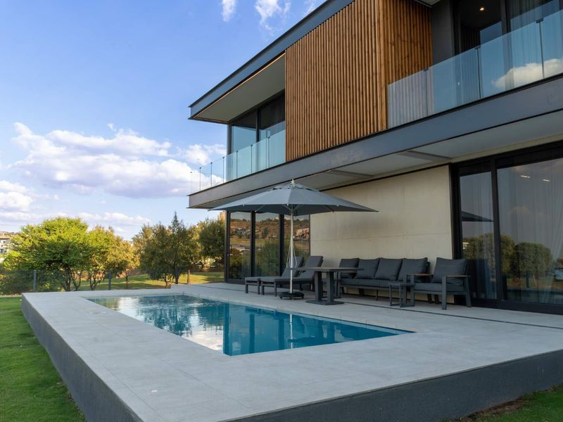 A Home of Distinction Overlooking the 5th Hole - Photo 2