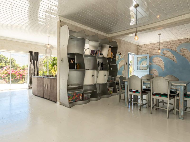 Charming Family Home with Spacious Design and Farmhouse Charm - Photo 9