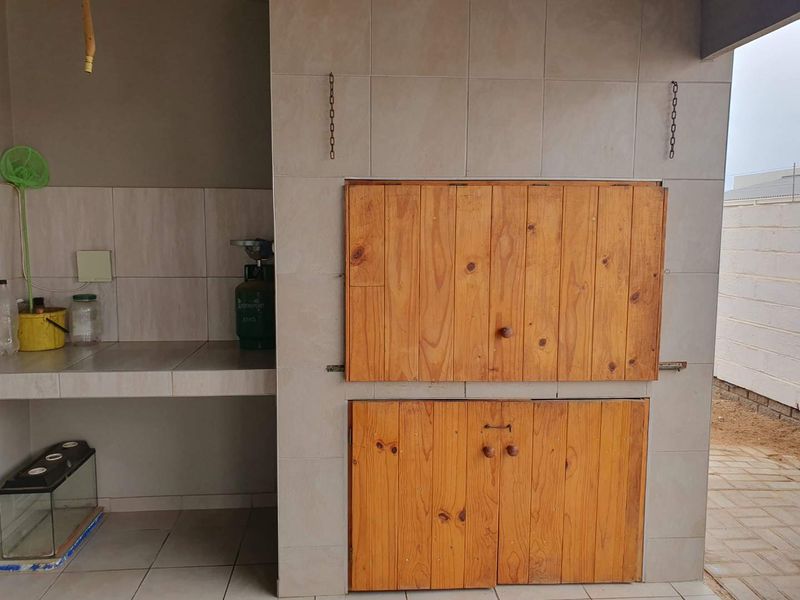 For the small family, or first-time buyers. - Photo 10