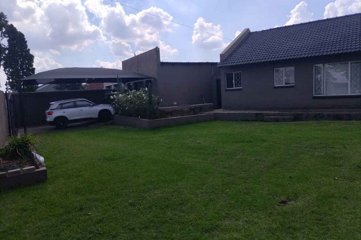 4bedroom house up for grabs - Photo 5