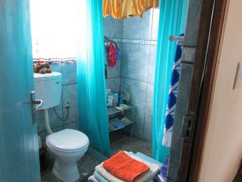 River Plot for the nature lover with 4 Bedroom House & Flatlet - Photo 8