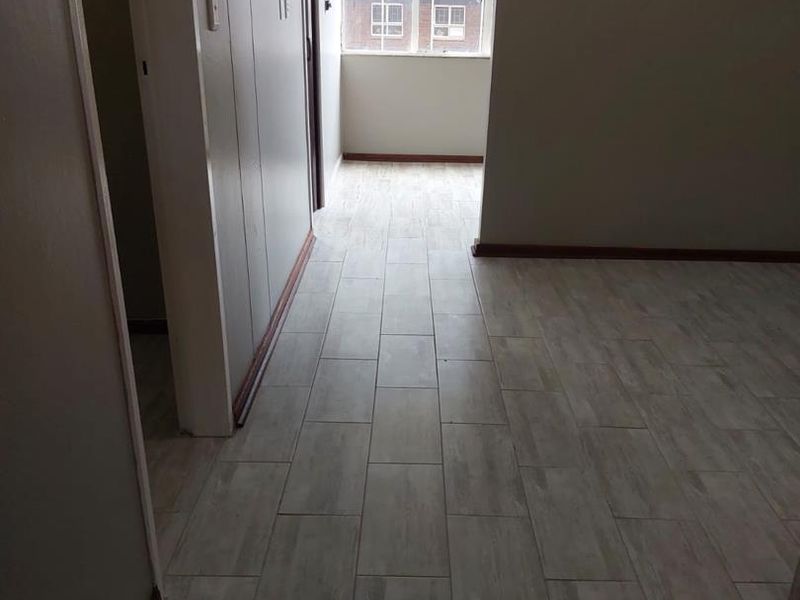 Stunning 1 bedroom apartment is now for sale in Upper Sunnyside - Photo 7