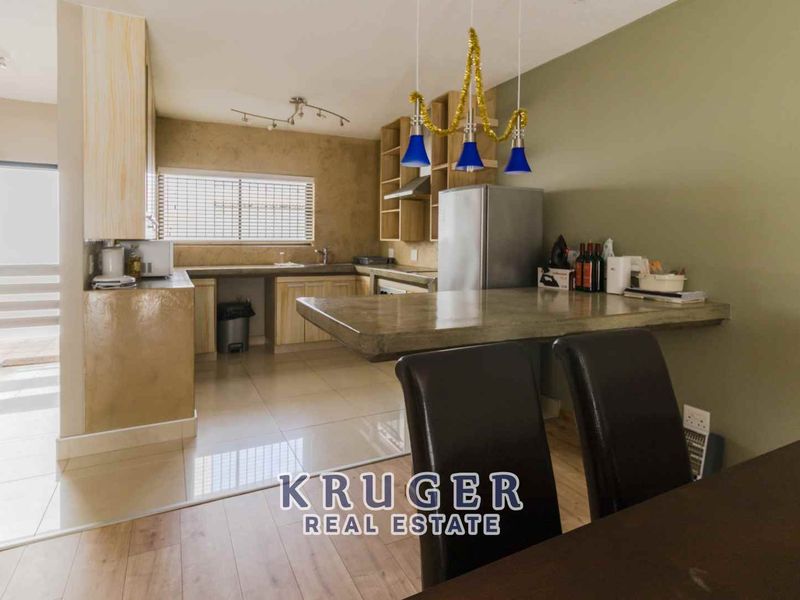 Central Swakopmund Living – Ocean Breeze Included! - Photo 6