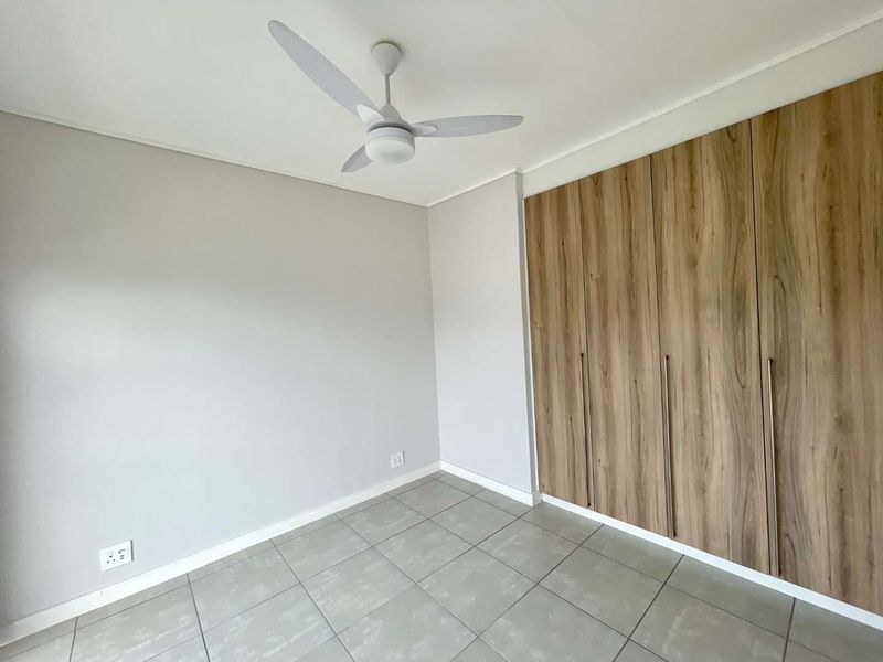 Top floor 1 Bedroom Apartment in Ballito - Photo 7