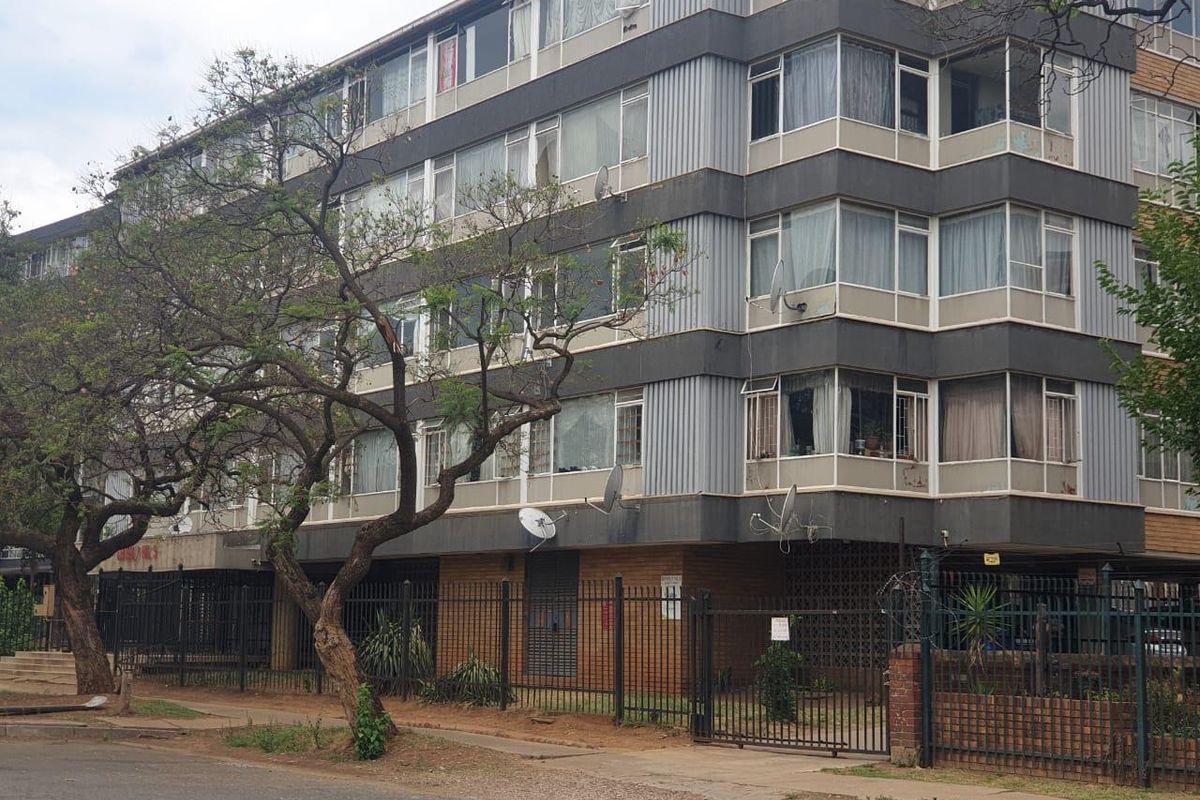 Delightful Apartment - Photo 2