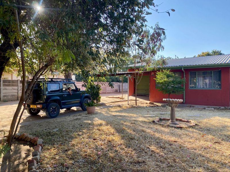 Great deal , spacious plot - Photo 10