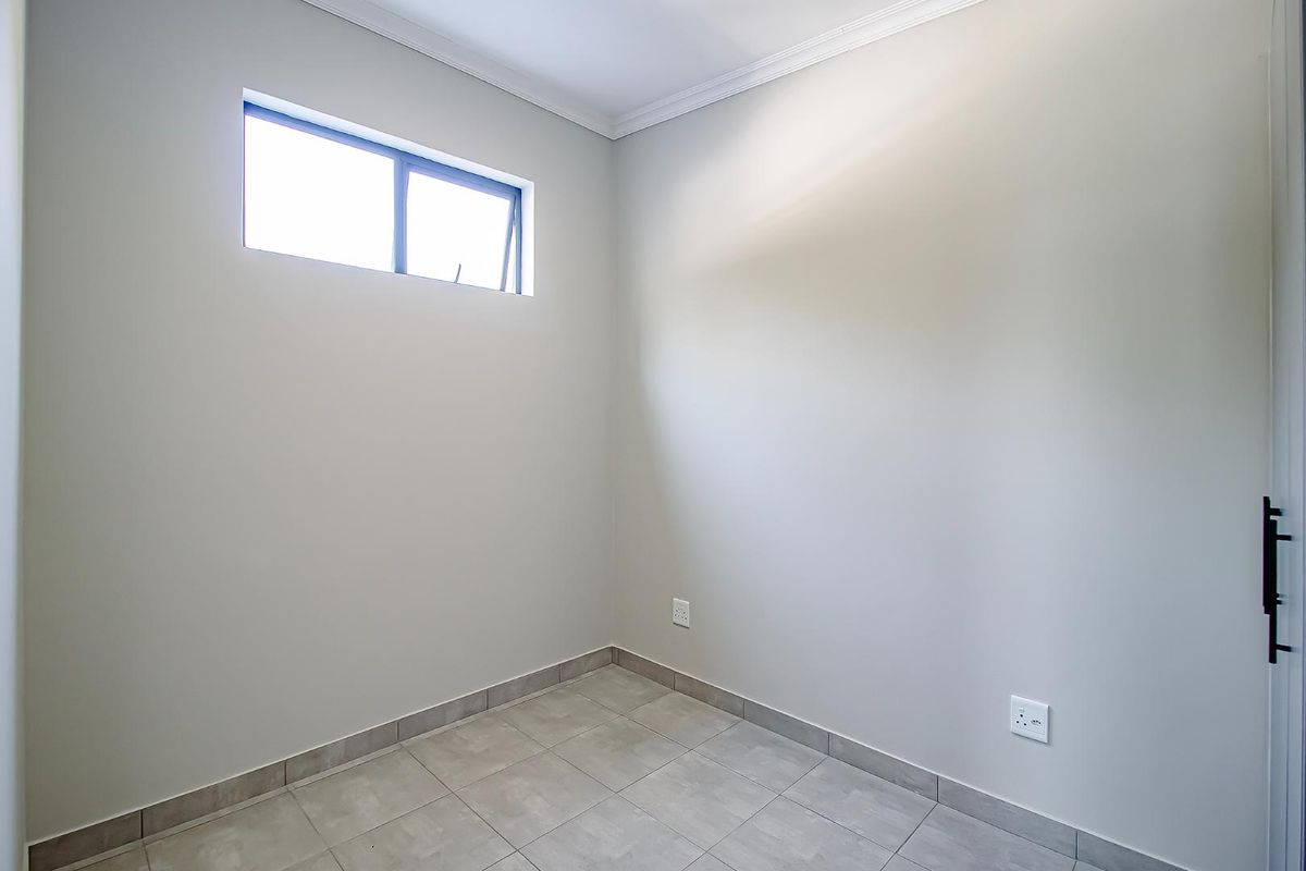 Brand New Townhouse in Muckleneuk for sale - Photo 5