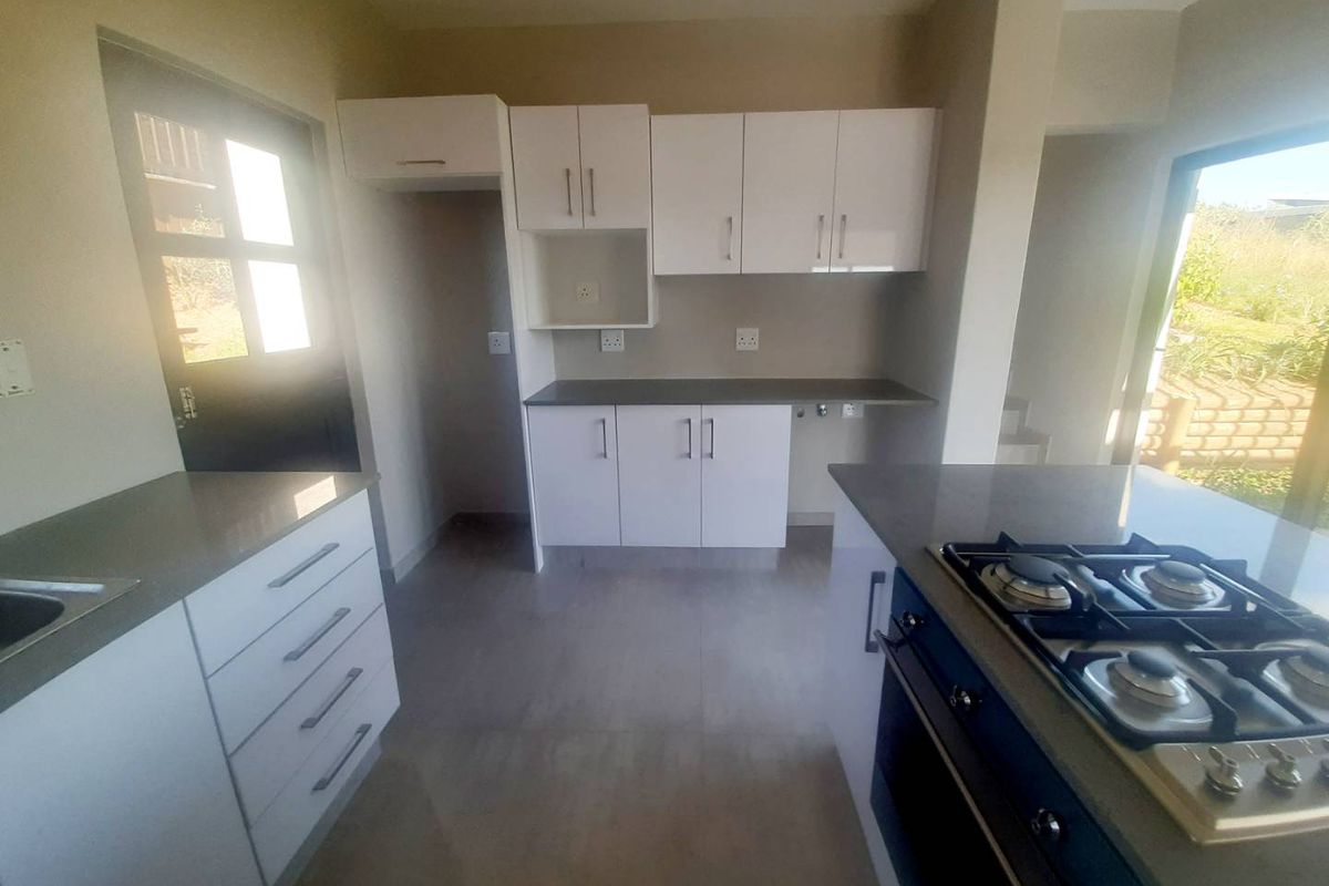 Brand New Home for Sale in Palm Lakes Estate - Photo 5