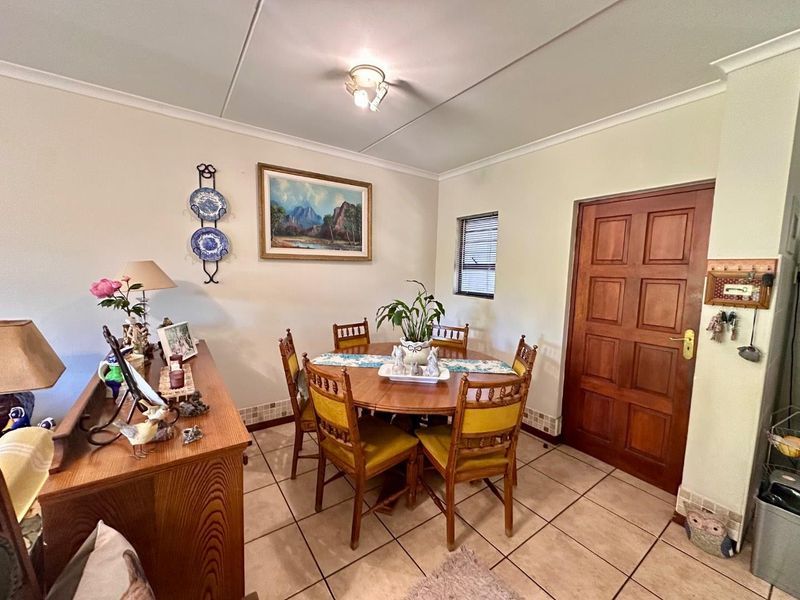 3 bed 2 bath loft cluster - Photo 5