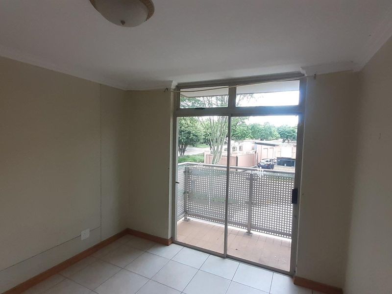 2 Bedroom to rent in Hatfield - Photo 8