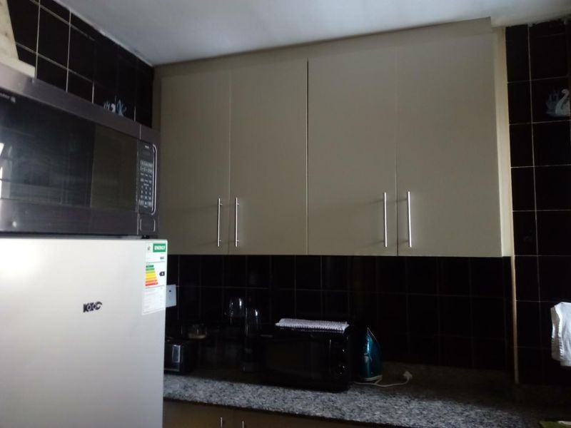 Affordable unit for sale in the heart of Durban CBD. - Photo 3
