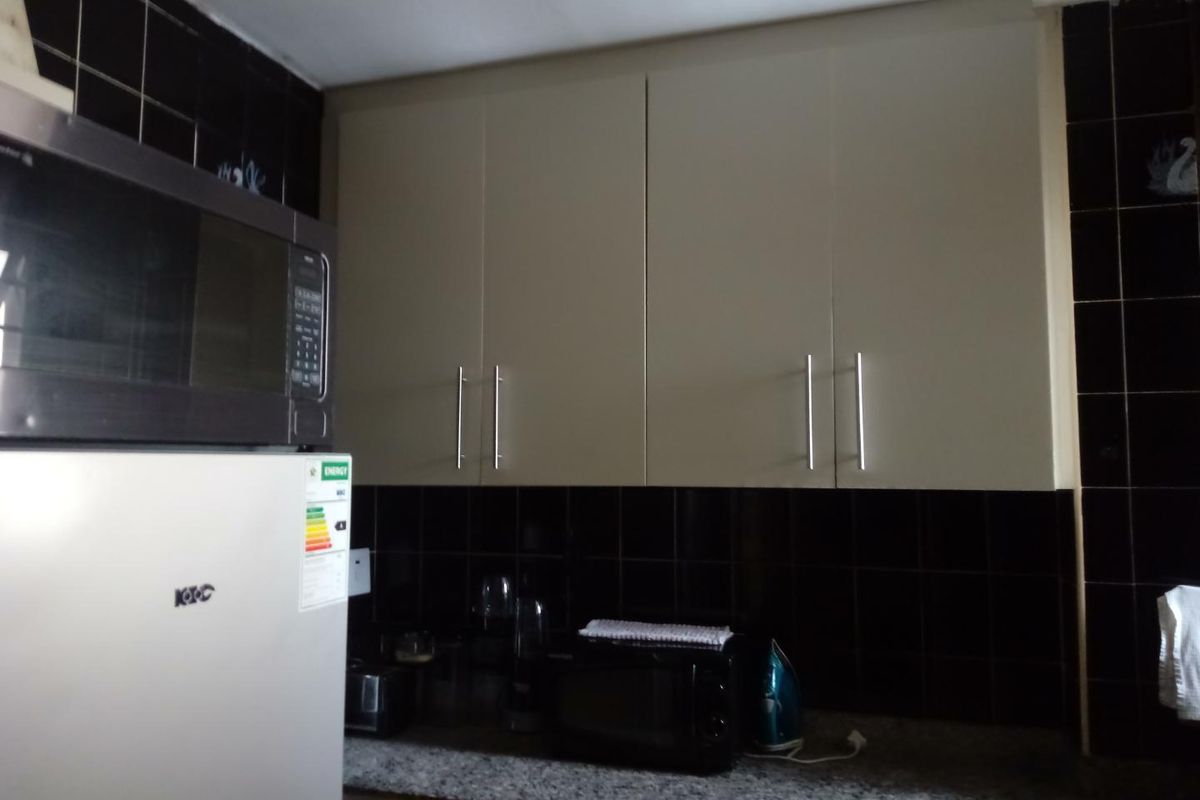 Affordable unit for sale in the heart of Durban CBD. - Photo 3