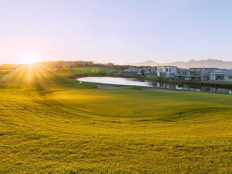 MOUNTAIN VIEW STAND IN QUIET CUL-DE-SAC IN OUBAAI GOLF ESTATE - Photo 10