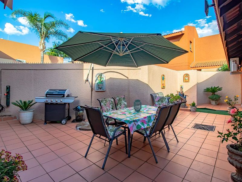 DOWNSIZING!!!! - Photo 4