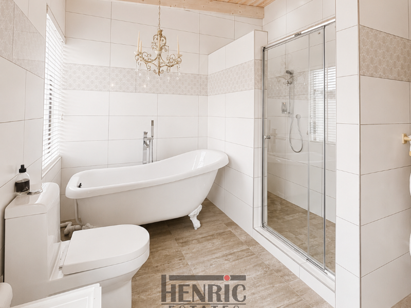 Truly one of the most stylish, elegant, and practical homes in Kramersdorf - Photo 10