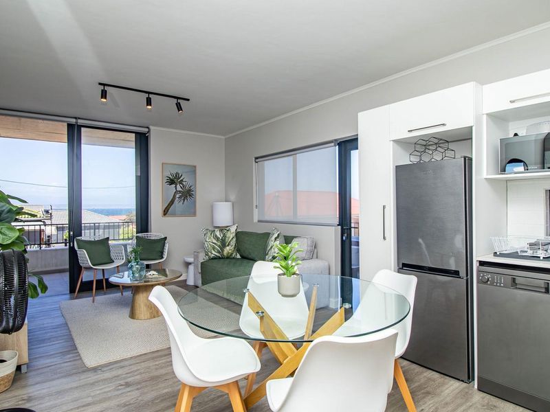 Stylish 2-Bed Apartment with Ocean Views in Mossel Cove - Price Includes VAT - No Transfer Duty - Photo 9