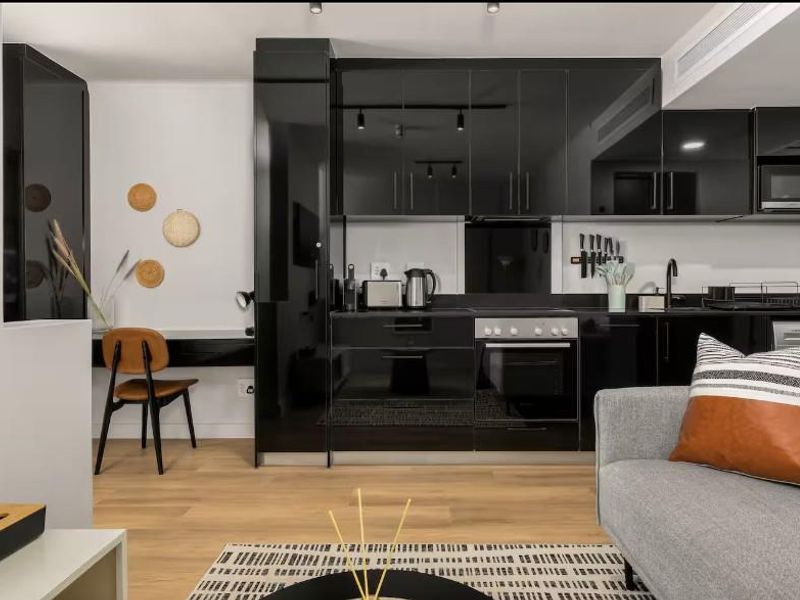 Beautiful Apartment with Breathtaking views - Photo 4