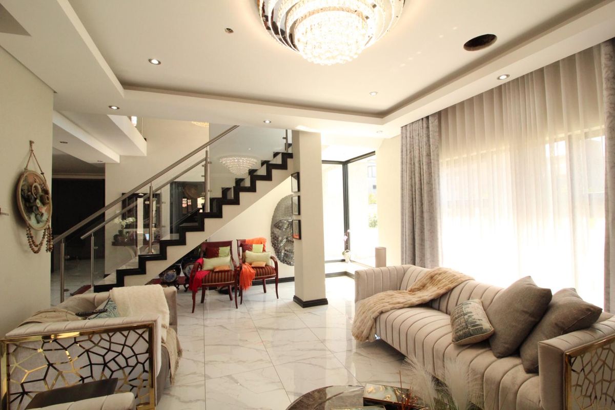 4 Bedroom Modern Home with Exceptional Finishes for sale in Blue Valley Golf Estate - Photo 5