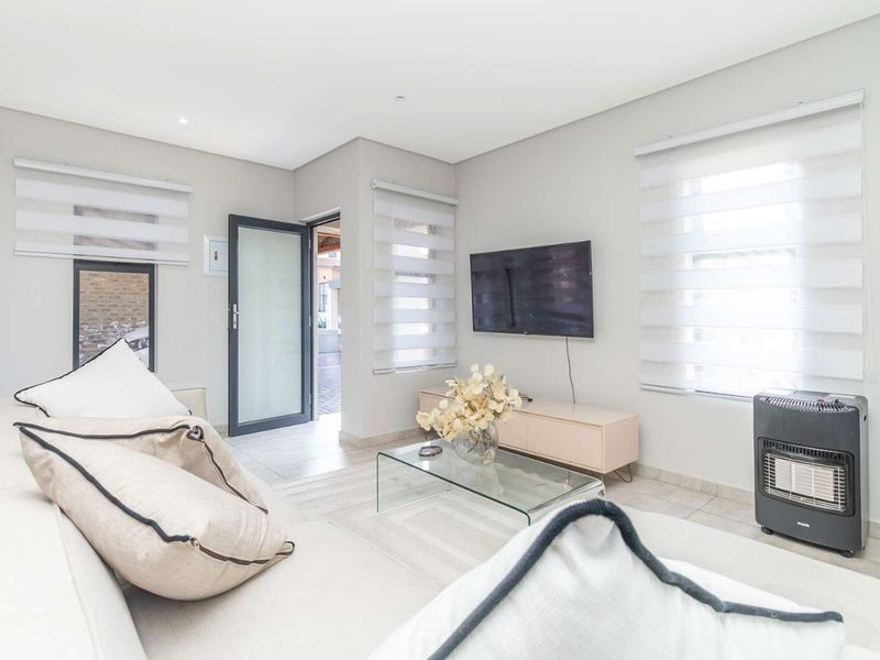 Beautifully Designed.  Perfectly Located - Photo 3