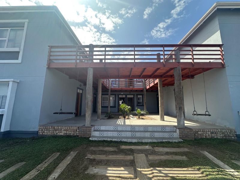 Block of Flats & Offices Walvis Bay - Photo 3