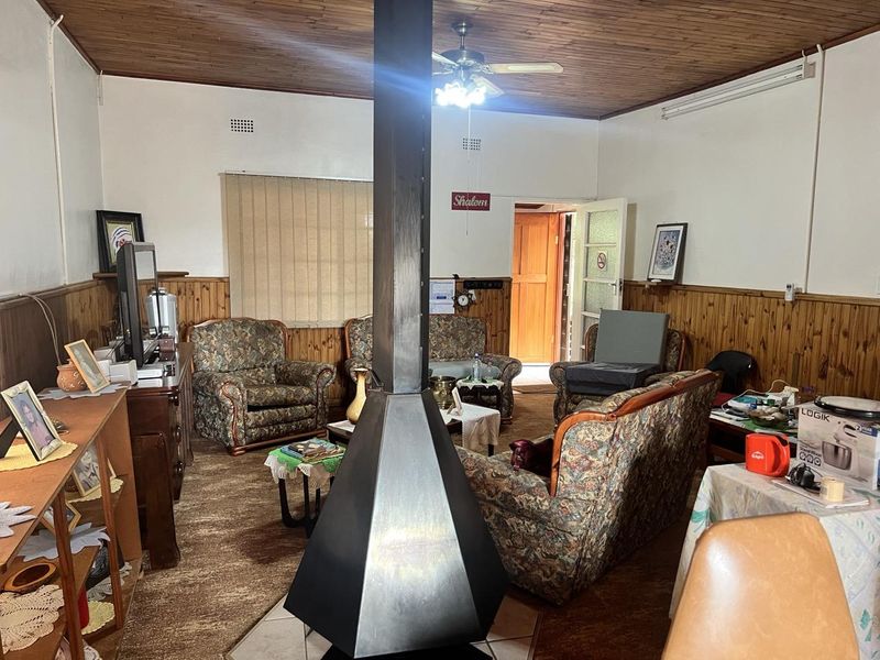 Duel Property with Thriving Avo Orchard For Sale - Photo 3