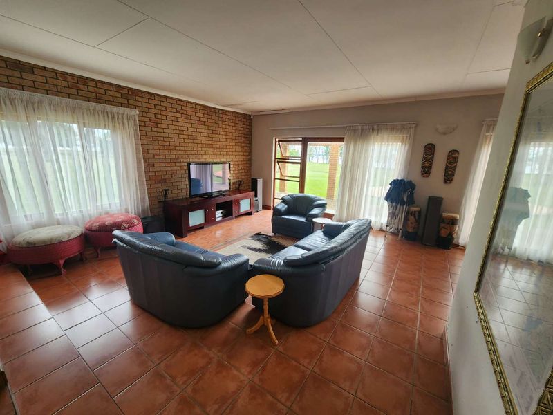 A slice of Heaven on the Vaal Dam - Photo 2