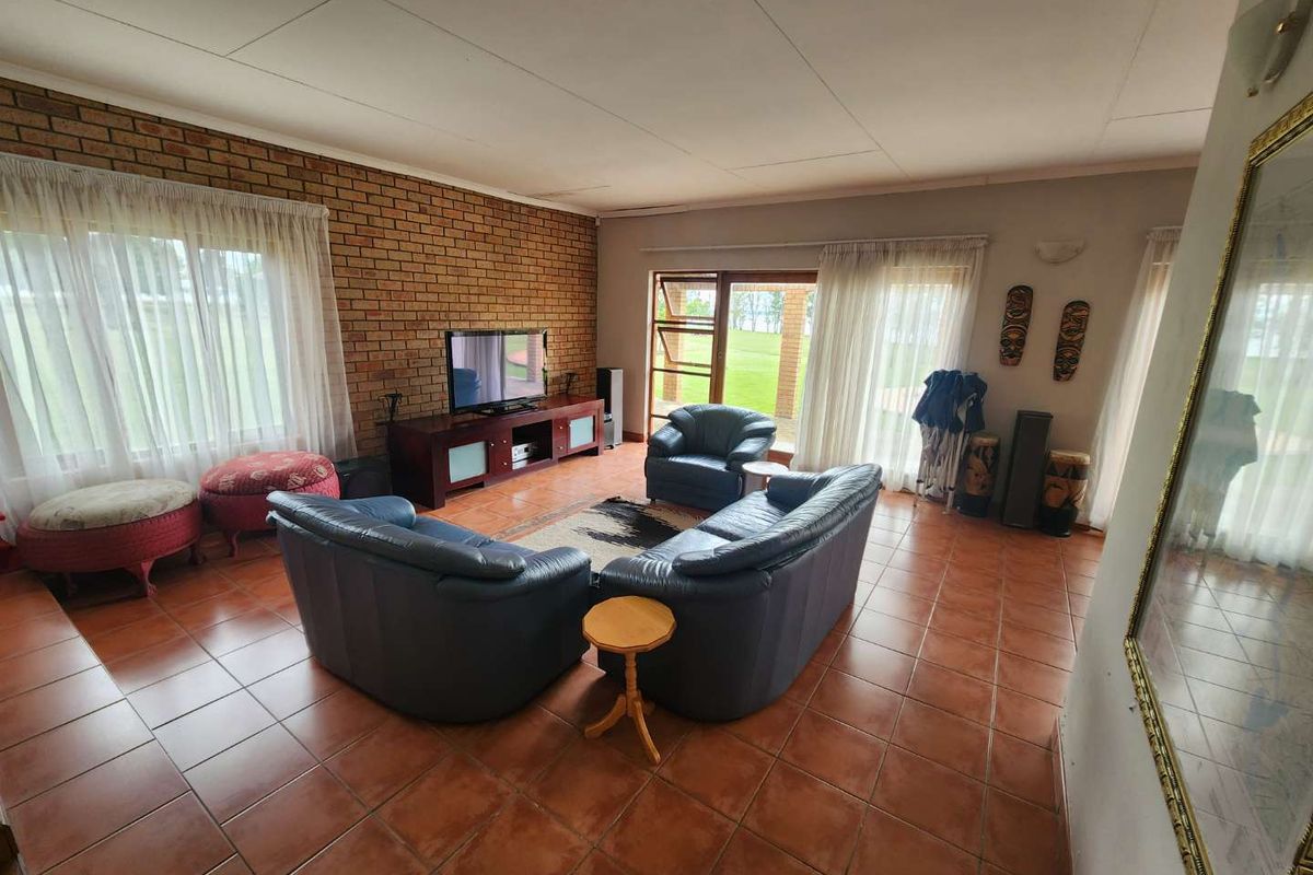 A slice of Heaven on the Vaal Dam - Photo 2