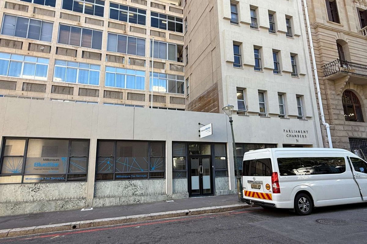 Prime retail for sale Parliament Street - Photo 3