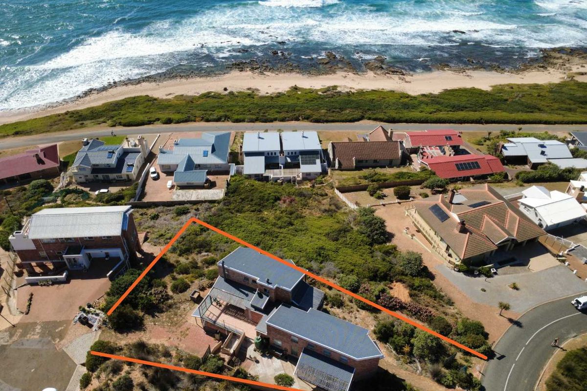Ocean views on your doorstep - endless opportunities awaits. - Photo 2