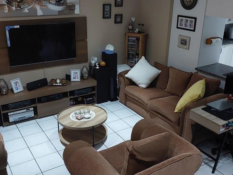 Spacious Duplex Cluster for Sale - Photo 3