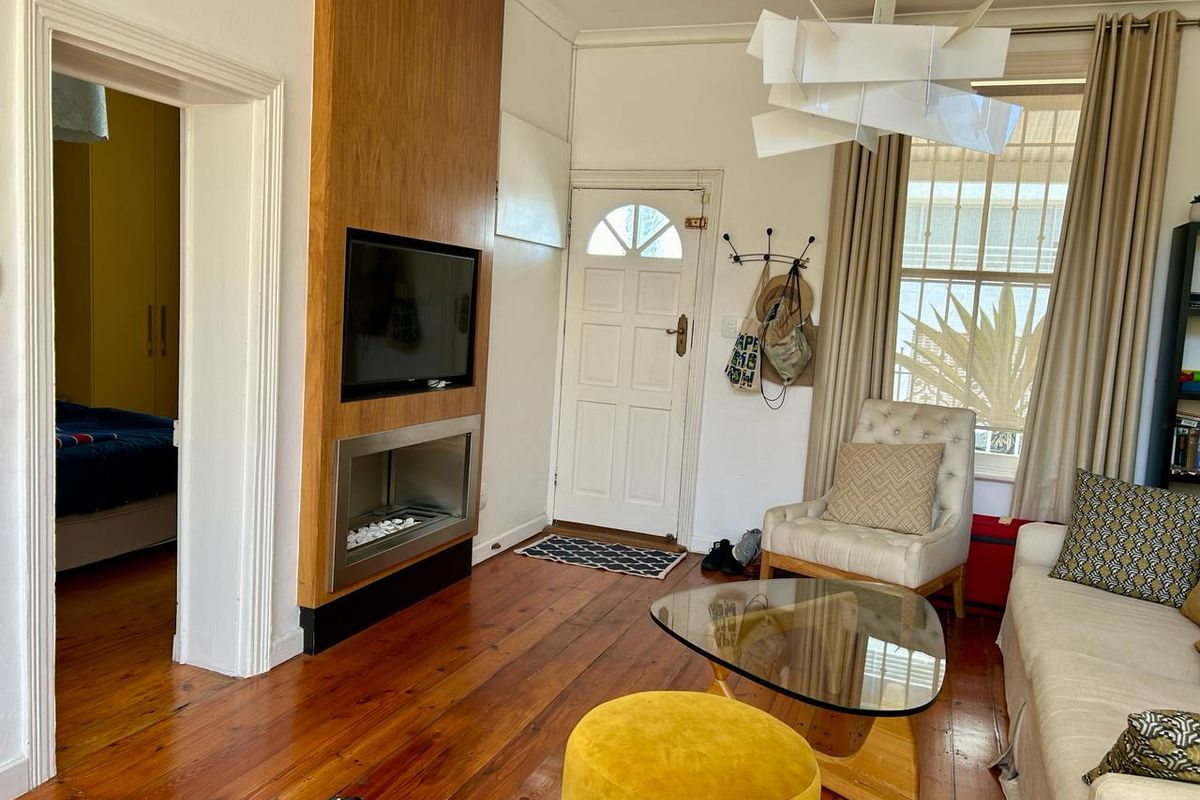 A most charming cottage - fully furnished available for 6 to 9 months - Photo 4