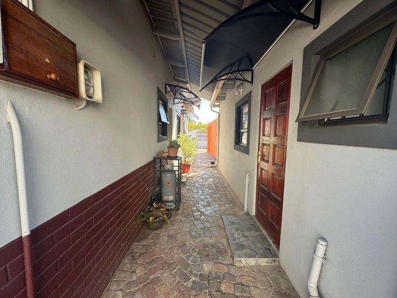 Property For Sale in Riviera, Pretoria - Photo 7