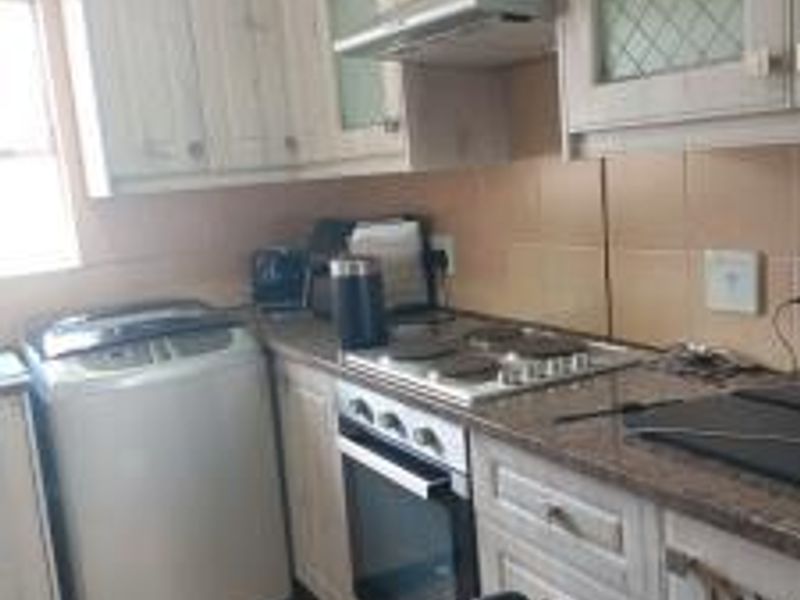 Ground Floor Apartment for Sale - Photo 5