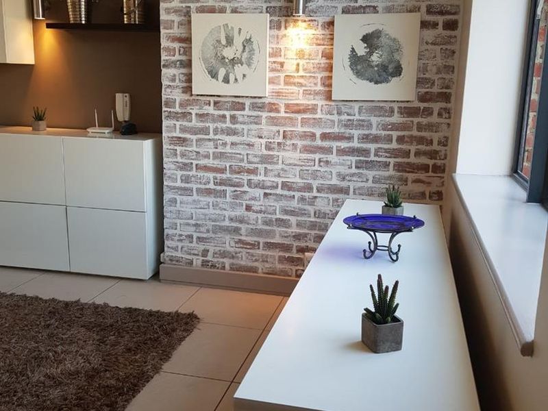 2 Bed Furnished Apartment to Rent in Melrose Arch - Photo 2