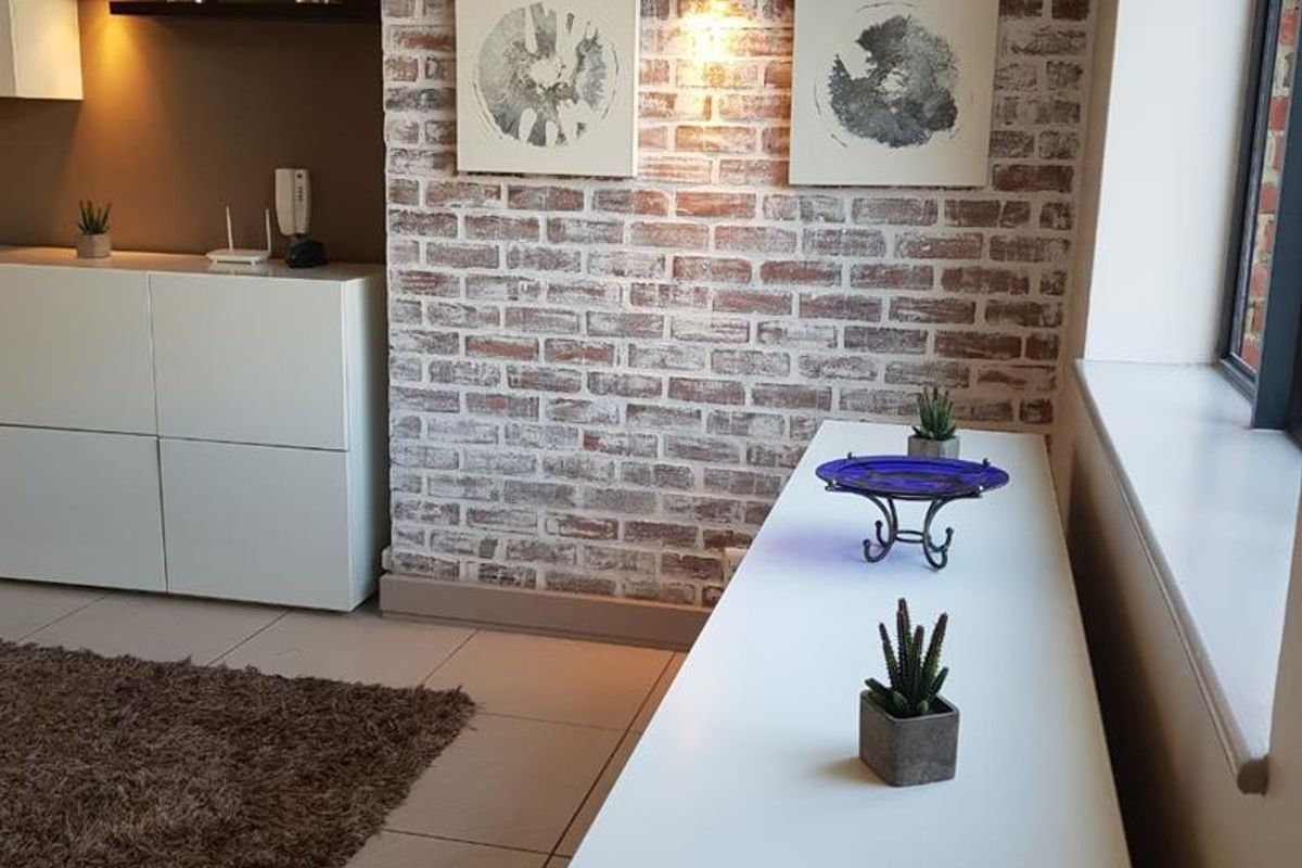 2 Bed Furnished Apartment to Rent in Melrose Arch - Photo 2