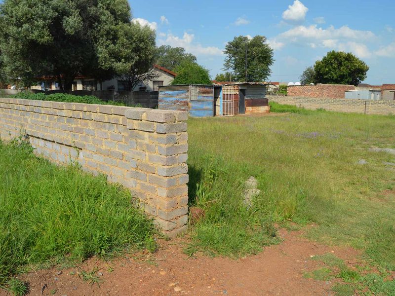 Vacant stand - Photo 2