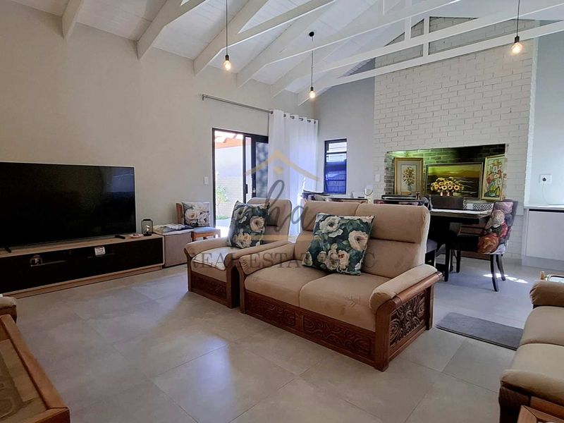 Single-Level Townhouse for sale in Extension 15, Swakopmund - Photo 6