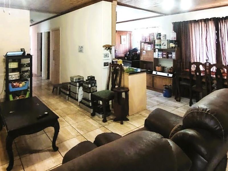 Spacious Living Meets Affordability - Photo 3