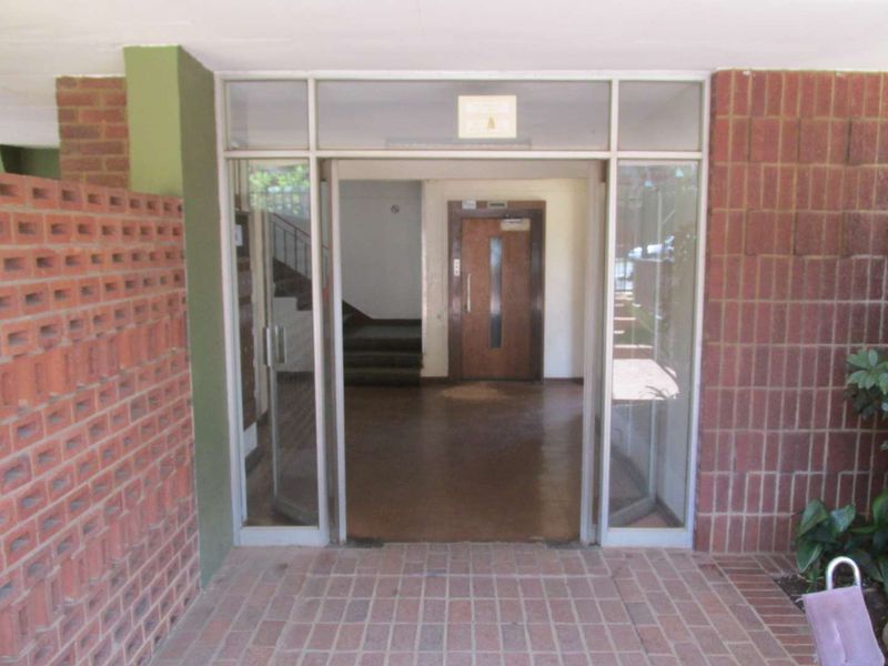 1 BEDROOM FLAT TO RENT IN ARCADIA - Photo 2