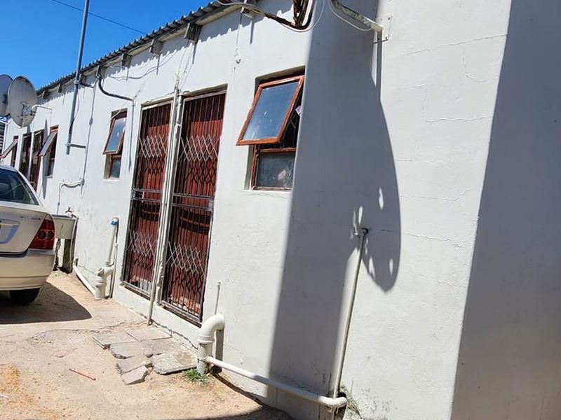 Attention Investors! 4 Flatlets for Sale in Harare - Photo 9