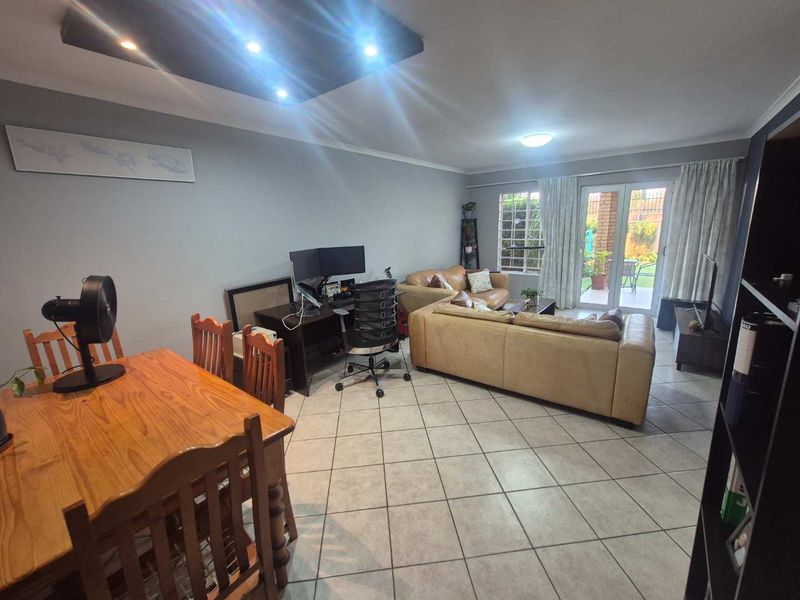 Modern Ground-Floor Townhouse in The Wilds Lifestyle Estate - Photo 4