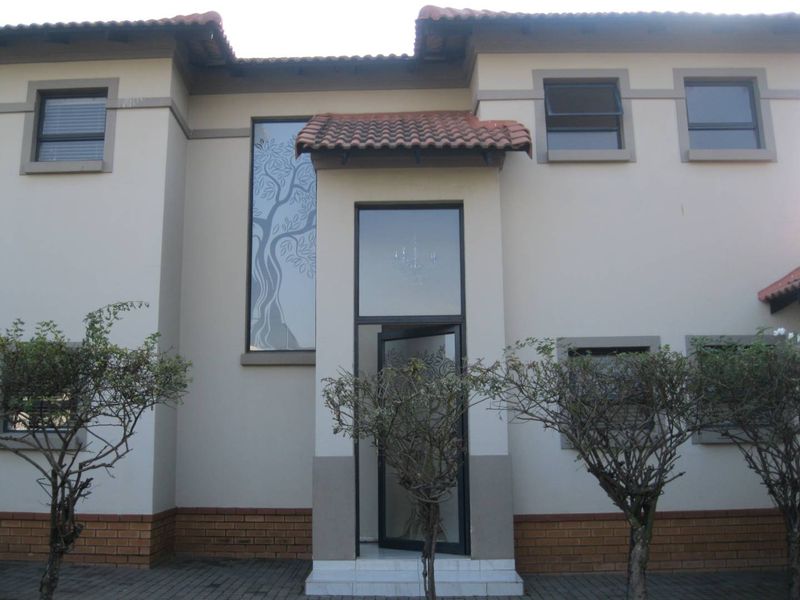 House to rent in Midlands Estate from 1July 2026 - Photo 2