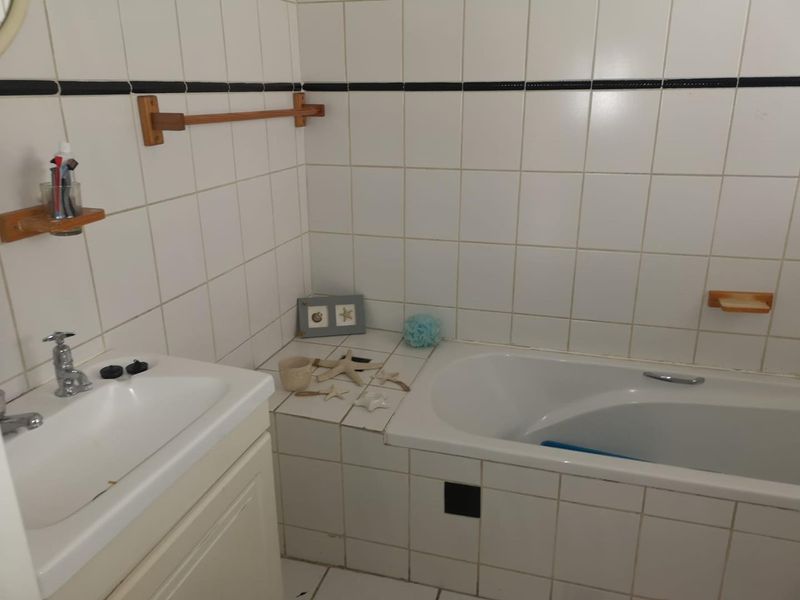 Garden cottage for rent - Photo 10