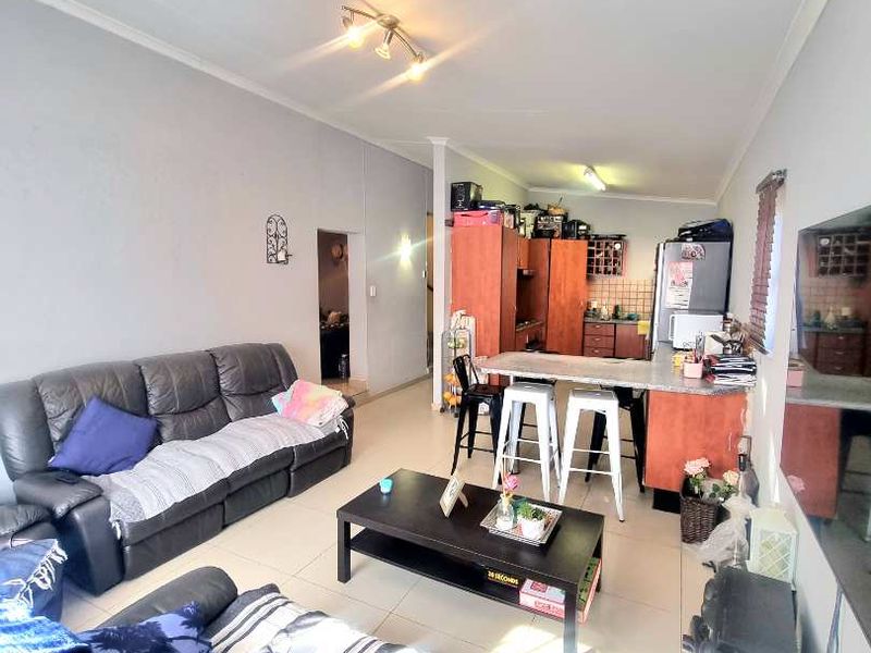 STUNNING HOUSE FOR SALE - Photo 7