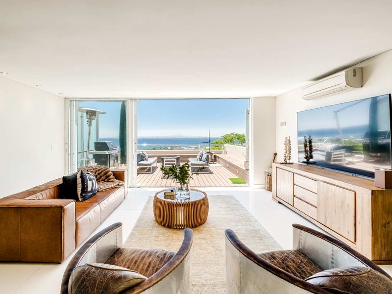 Panoramic Ocean Views in Pet Friendly Apartment! - Photo 10