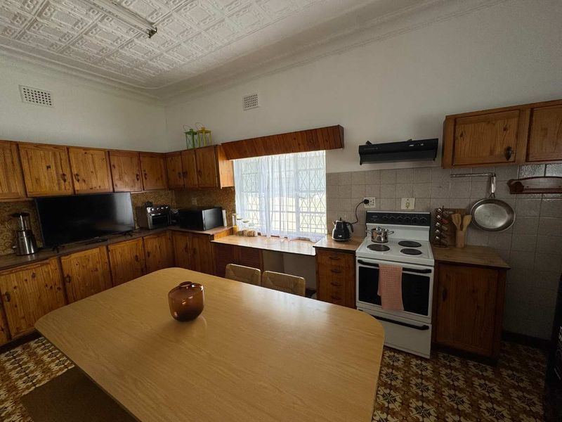 Quaint Neat Family Home for sale - Photo 9