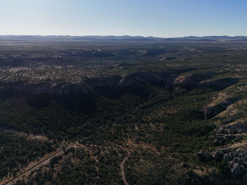 Escape the Hustle – Embrace the Beauty of Farm Life - Photo 8