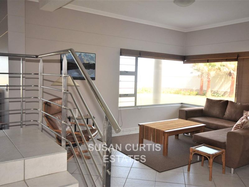 Beachfront Home - Photo 5