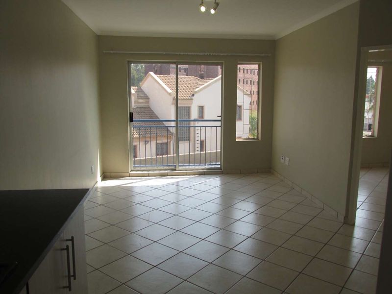 A 2 BEDROOM FLAT TO RENT IN PHILIP NEL PARK - Photo 7